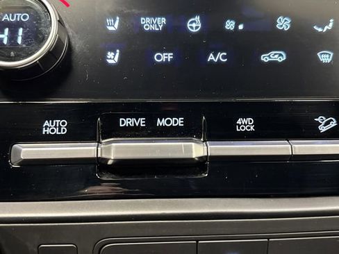 Used 2025 Hyundai Santa Fe Calligraphy image 26