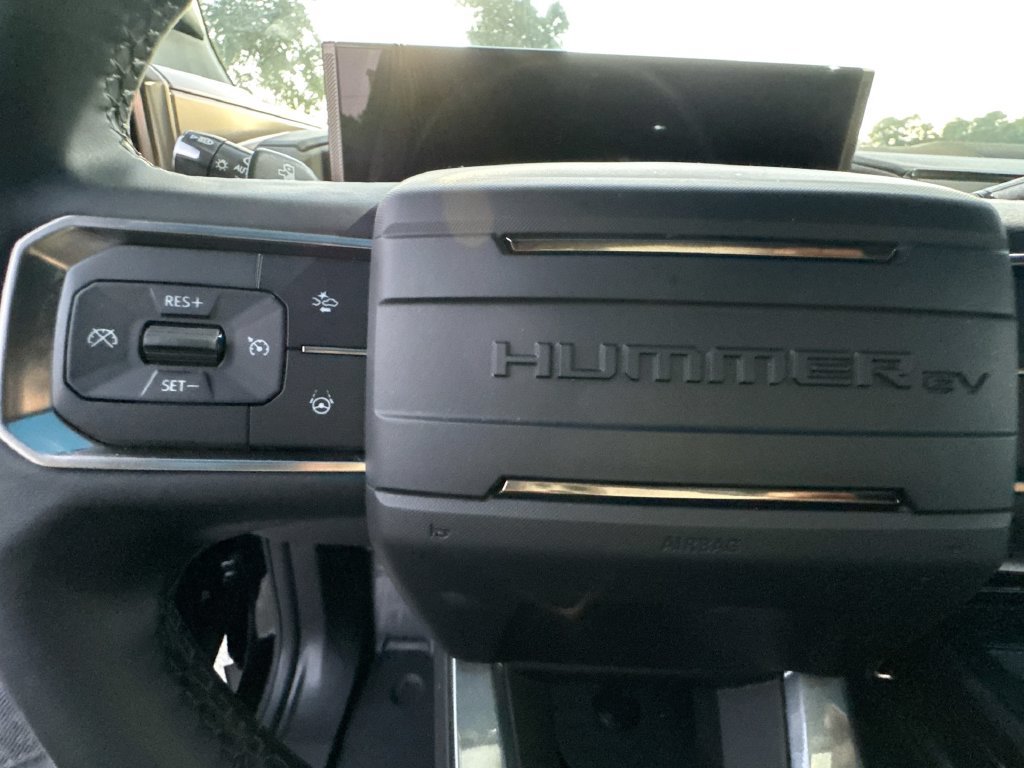 Used 2025 GMC Hummer EV 3X w/ Extreme Off-Road Package AWD/4WD image 17