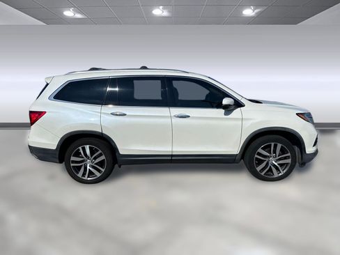 Used 2017 Honda Pilot Elite image 8