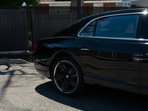 Used 2014 Bentley Flying Spur W12 AWD/4WD image 43