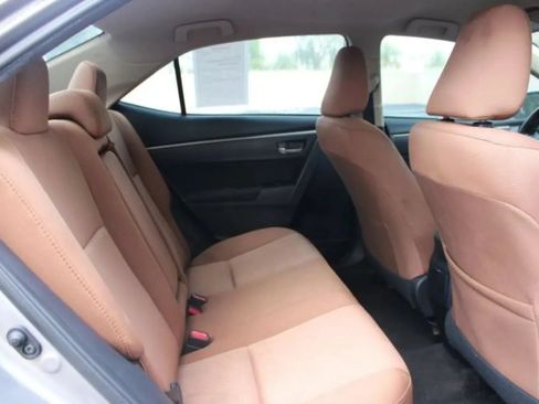 Used 2016 Toyota Corolla LE FWD image 18