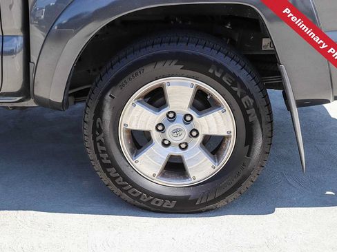 Used 2015 Toyota Tacoma PreRunner w/ TRD Sport Package RWD image 11