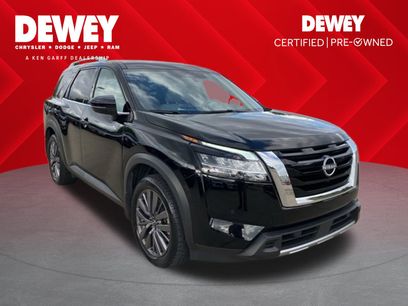 Used 2023 Nissan Pathfinder SL w/ SL Premium Package