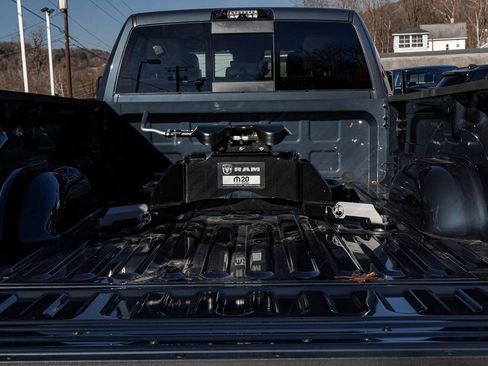New 2025 RAM 2500 Tradesman image 31