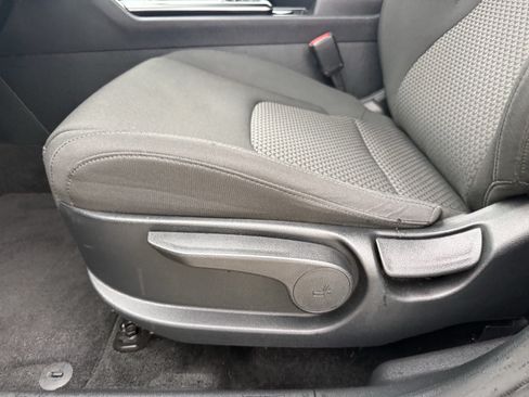 Used 2024 Kia Sportage LX FWD image 28
