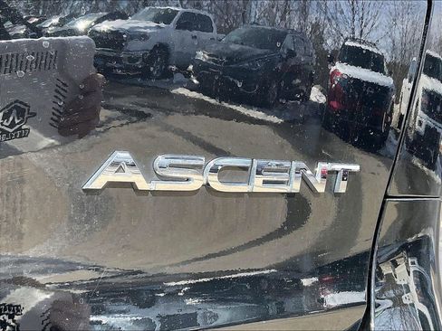 Used 2023 Subaru Ascent Premium w/ Convenience Package image 27
