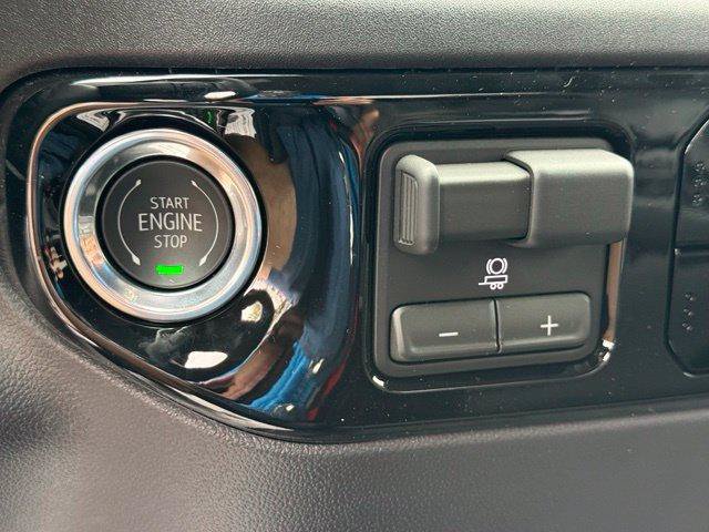 New 2026 Chevrolet Silverado 1500 RST w/ RST Select Package RWD image 17