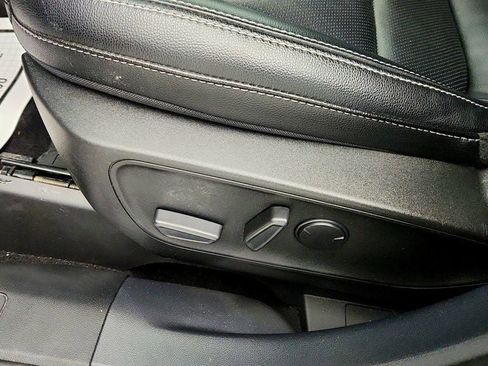 Used 2022 Ford Escape SEL w/ Technology Package image 12