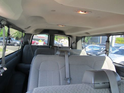 Used 2012 Chevrolet Express 3500 LT w/ LT Preferred Equipment Group RWD image 16