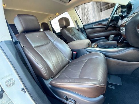 Used 2013 INFINITI JX35 Base w/ Premium Pkg image 34