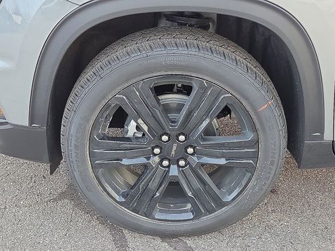 New 2026 GMC Acadia Elevation FWD image 7