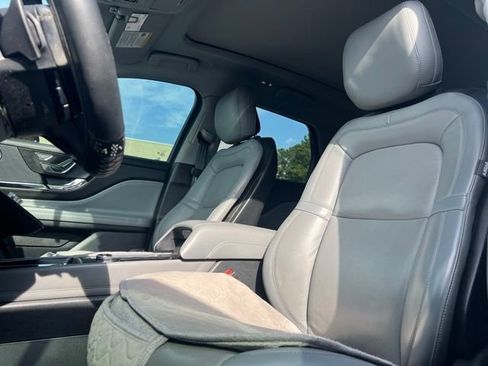 Used 2020 Lincoln Corsair Reserve w/ Elements Package FWD image 3