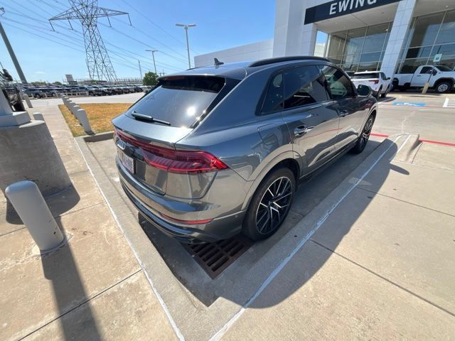 Used 2020 Audi Q8 Premium Plus w/ Premium Plus Package AWD/4WD image 4