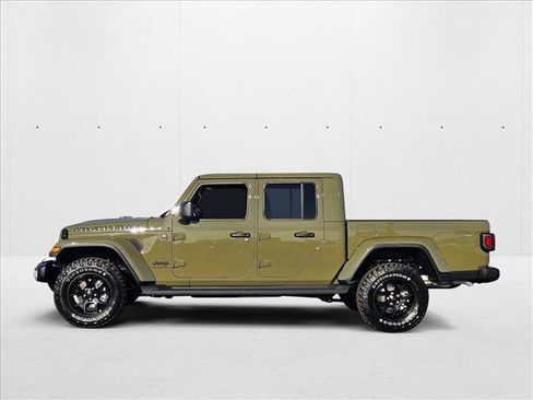 New 2025 Jeep Gladiator Sport image 7
