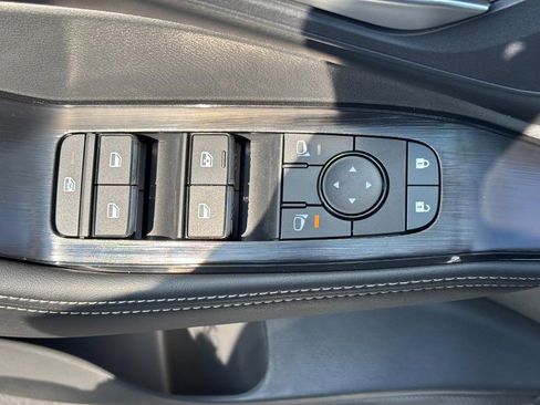 New 2026 Nissan Rogue SV image 18