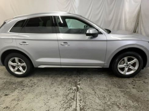 Used 2021 Audi Q5 2.0T Premium w/ Convenience Package AWD/4WD image 5
