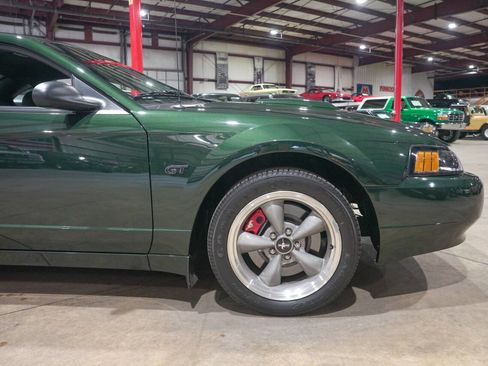 Used 2001 Ford Mustang GT RWD image 11