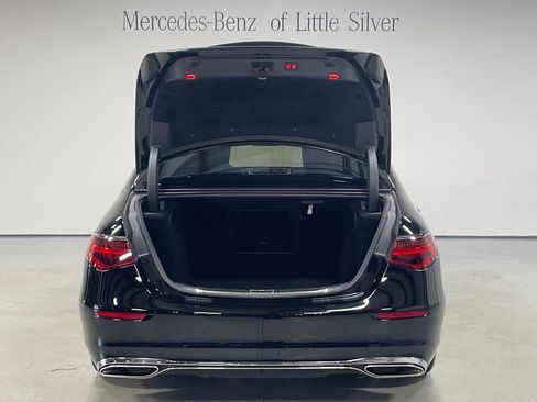 Used 2023 Mercedes-Benz S 580 4MATIC Sedan image 5