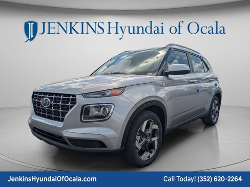 New 2026 Hyundai Venue SEL FWD image 9