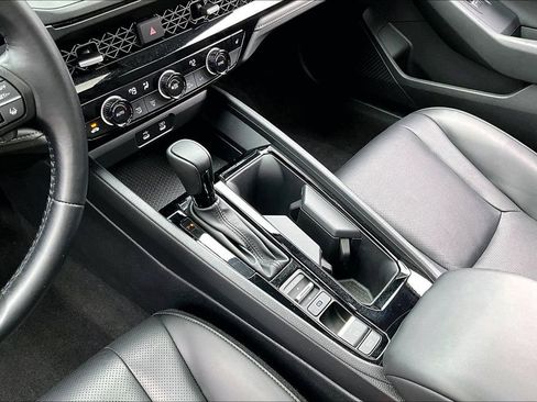 Used 2024 Honda Accord EX-L image 15