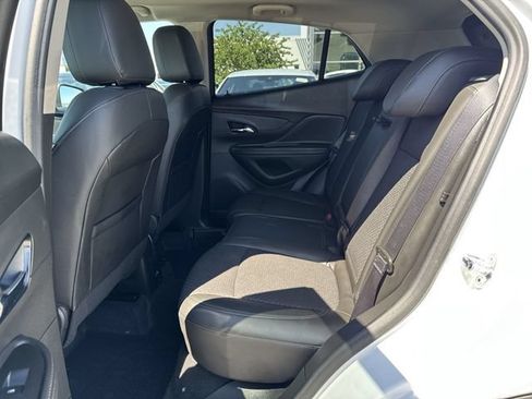 Used 2022 Buick Encore Preferred w/ Safety Package AWD/4WD image 24