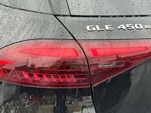 Used 2024 Mercedes-Benz GLE 450e 4MATIC image 27