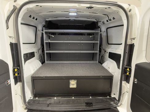 Used 2018 RAM ProMaster City Tradesman SLT image 8