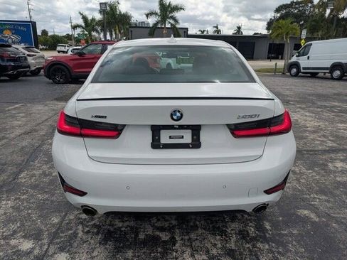Used 2019 BMW 330i xDrive Sedan w/ Premium Package image 6