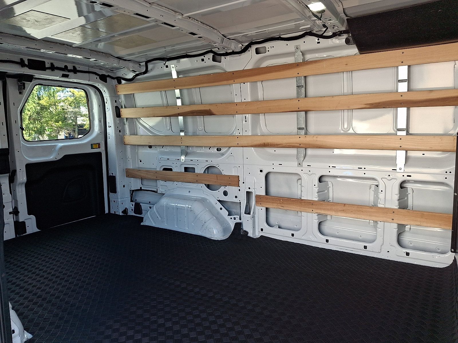 Used 2025 Ford Transit 250 Low Roof w/ Exterior Upgrade Package RWD image 11