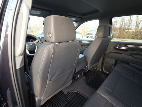 New 2026 GMC Sierra 1500 SLE image 28