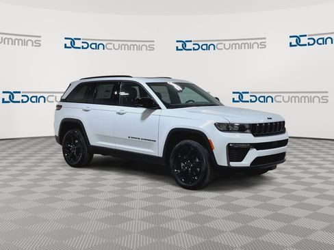 New 2026 Jeep Grand Cherokee Limited w/ Limited Altitude Package AWD/4WD image 2