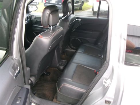 Used 2016 Jeep Compass 75th Anniversary w/ Power Value Group image 15