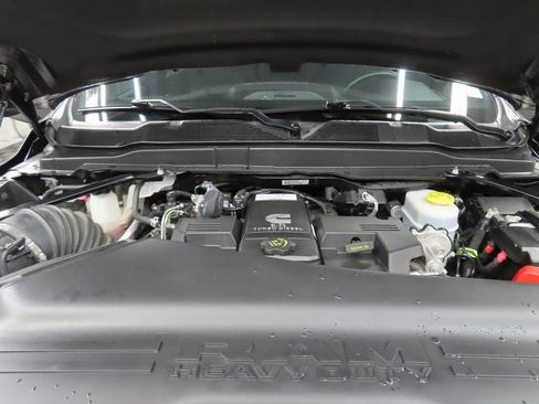 Used 2024 RAM 2500 Big Horn w/ Night Edition AWD/4WD image 23
