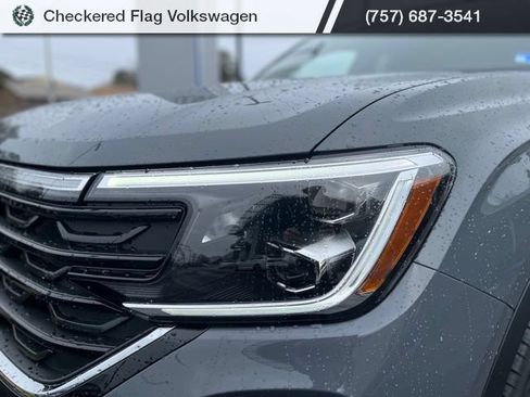 New 2026 Volkswagen Atlas Cross Sport SE AWD/4WD image 12