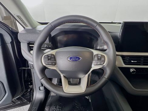 New 2026 Ford Explorer Active AWD/4WD image 8