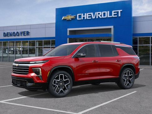 New 2026 Chevrolet Traverse High Country image 2