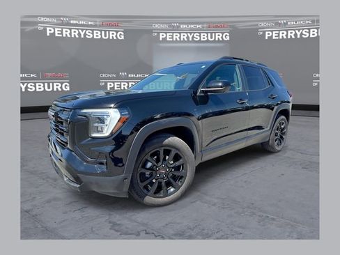 Used 2025 GMC Terrain Elevation w/ Elevation Premium Package FWD image 1