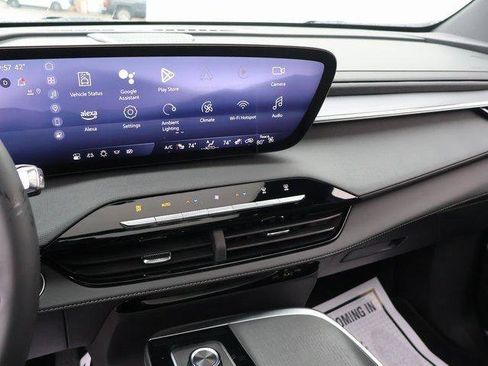 New 2025 Buick Enclave Sport Touring w/ Power Package image 31