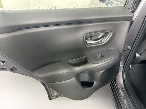 Used 2025 Honda HR-V LX image 24