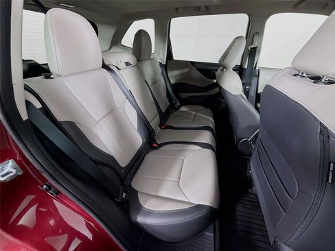 Certified 2024 Subaru Forester Limited image 29