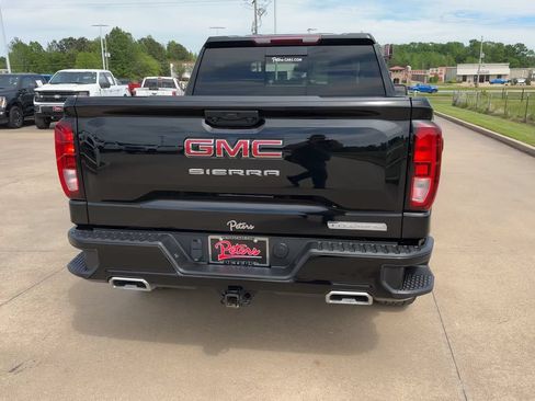 Used 2024 GMC Sierra 1500 Elevation w/ Preferred Package AWD/4WD image 8