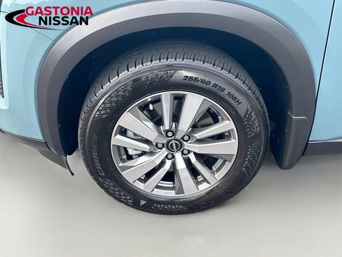 Used 2026 Nissan Pathfinder SL FWD image 41