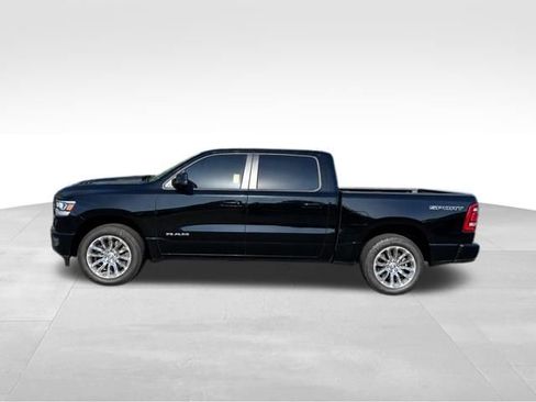Used 2023 RAM 1500 Laramie AWD/4WD image 3