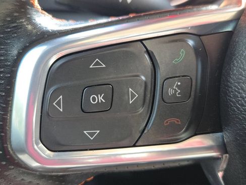 Used 2022 Jeep Gladiator Mojave AWD/4WD image 16
