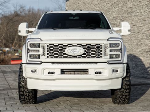 Used 2026 Ford F450 Lariat image 7