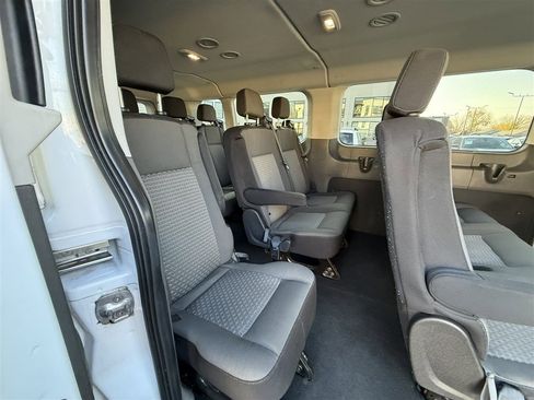 Used 2023 Ford Transit 350 XLT image 18