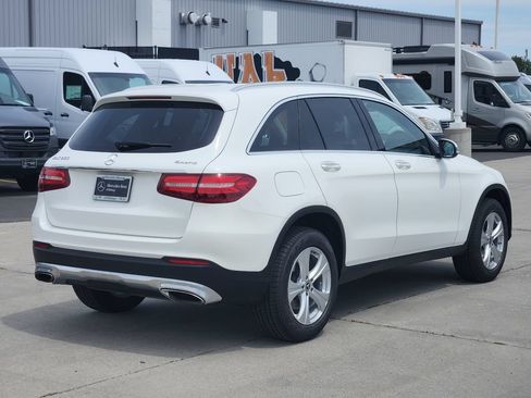 Used 2018 Mercedes-Benz GLC 300 4MATIC image 40