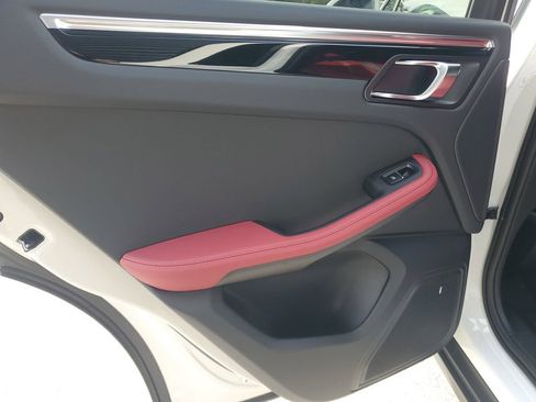 New 2026 Porsche Macan S image 19