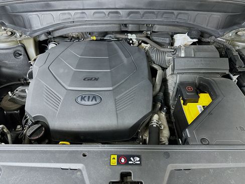 Used 2020 Kia Telluride S FWD image 35