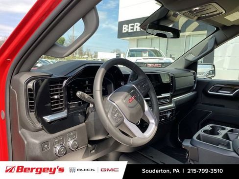 New 2026 GMC Sierra 1500 SLE image 11